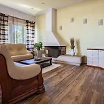 Apartments Nina